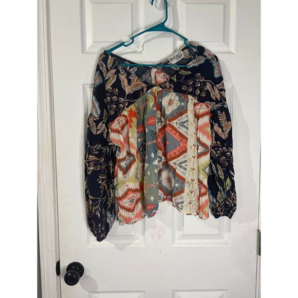 Bucket List Bucketlist Floral Aztec  Boho Top Blouse Size Medium - Picture 1 of 3